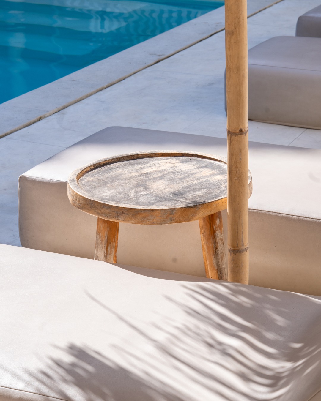 Mowies: Healthy Eats & Poolside Vibes in Berawa