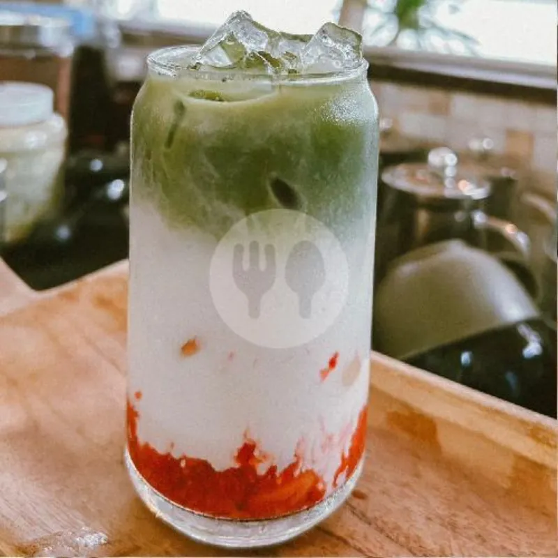 Strawberry Matcha Latte Ice